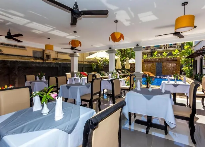 Popular Boutique 3*